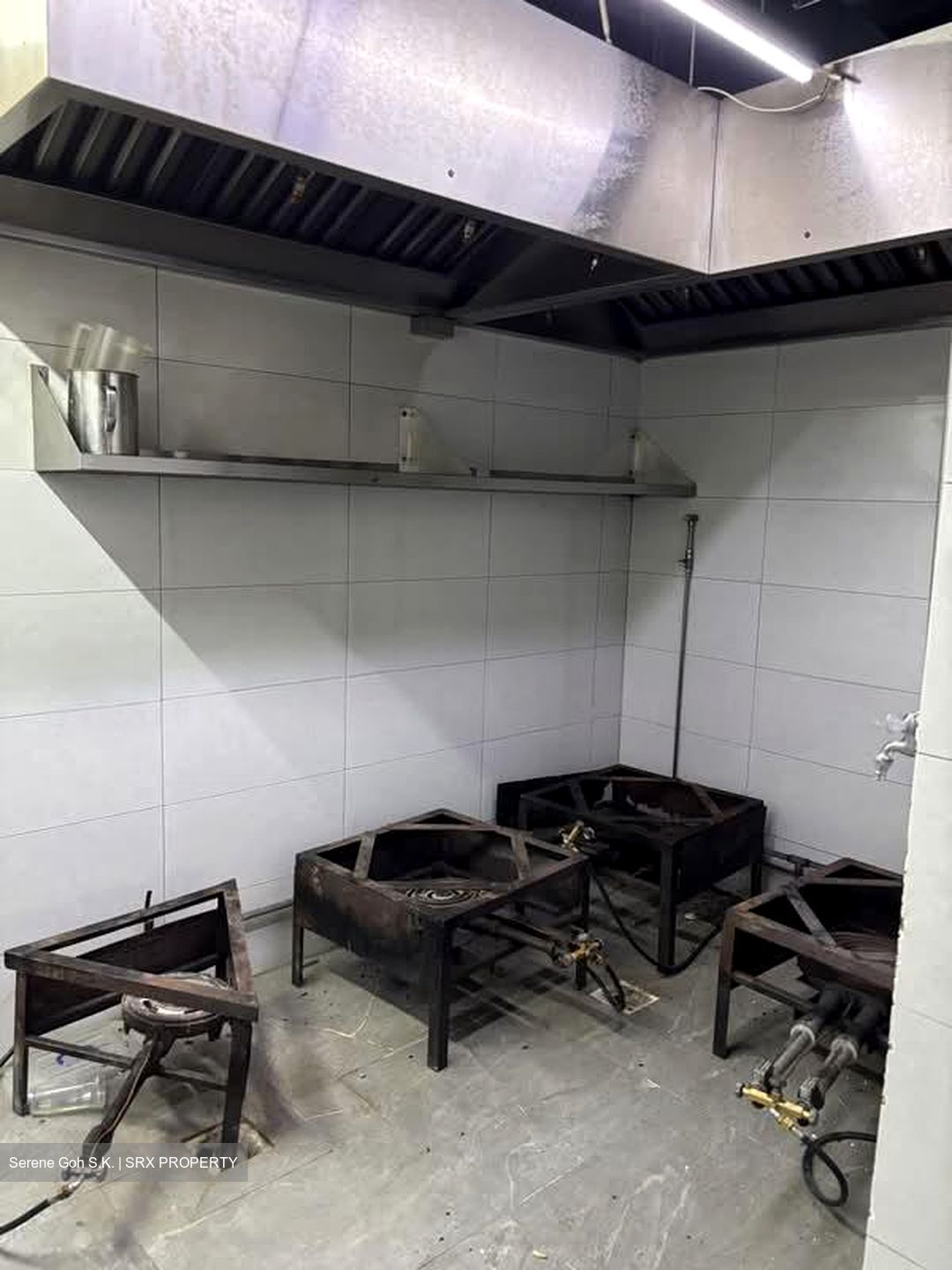 5 CHANGI VILLAGE ROAD (D17), Retail #570009661